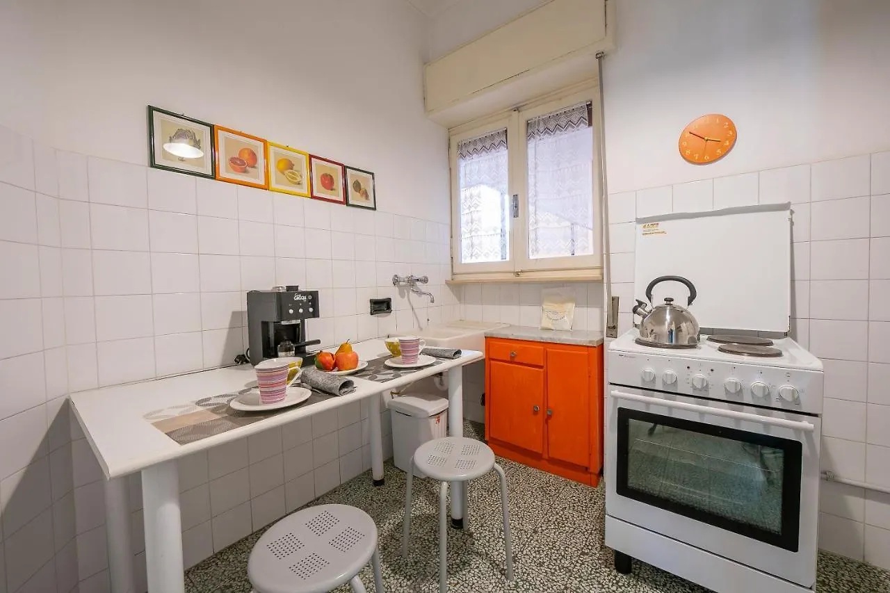 Apartment Tre Balconi Sul Mare Beach - Happy Rentals Borghetto Santo Spirito
