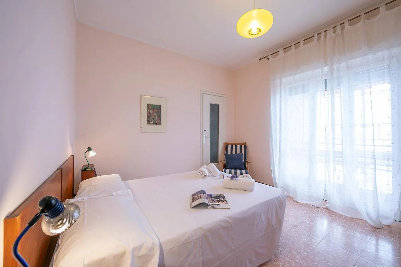 Tre Balconi Sul Mare Beach - Happy Rentals Borghetto Santo Spirito